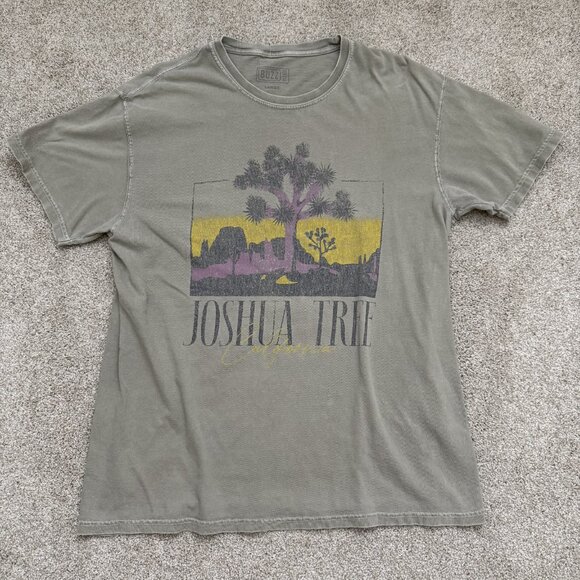 Bundle of 6 T-Shirts - Picture 10 of 13